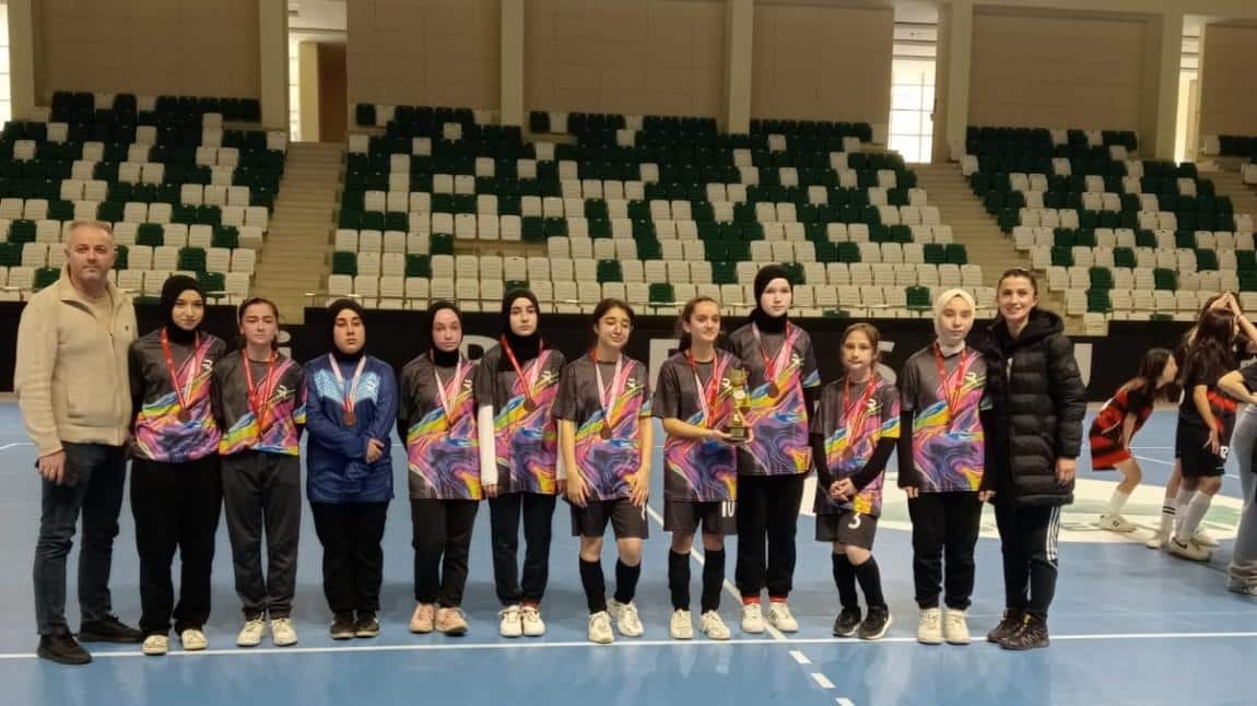 İL GENELİ FUTSAL TURNUVALARINDA OKULUMUZ ÜÇÜNCÜ OLDU - Görele İmam ...